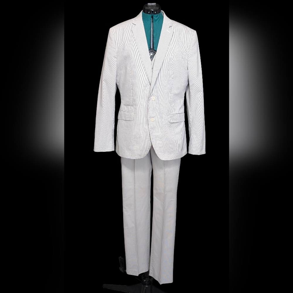 Express Photographer Men's 3 Piece Seersucker Suit